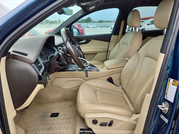 2018 AUDI Q7 quattro Premium Plus