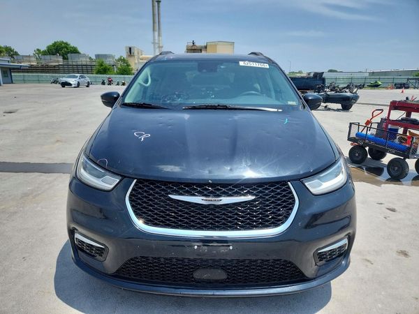 2021 CHRYSLER PACIFICA