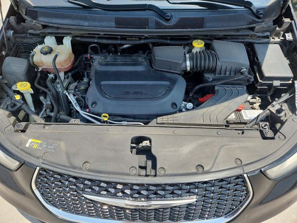2021 CHRYSLER PACIFICA