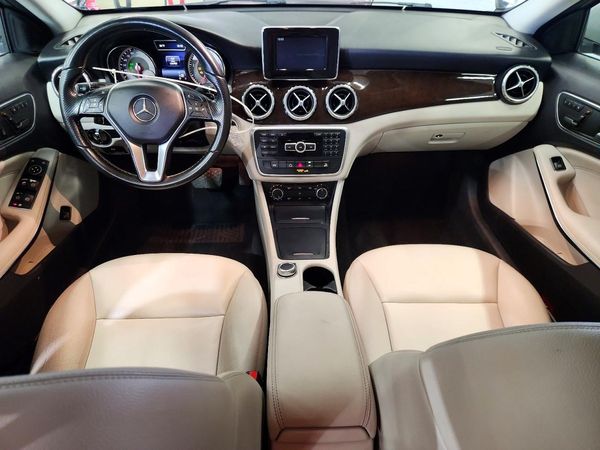 2015 MERCEDES-BENZ GLA GLA250 4-MATIC