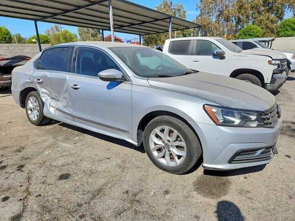 2017 VOLKSWAGEN PASSAT S