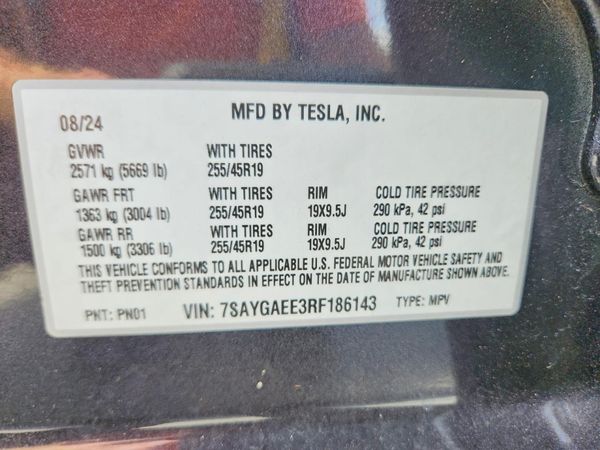 2024 TESLA MODEL Y