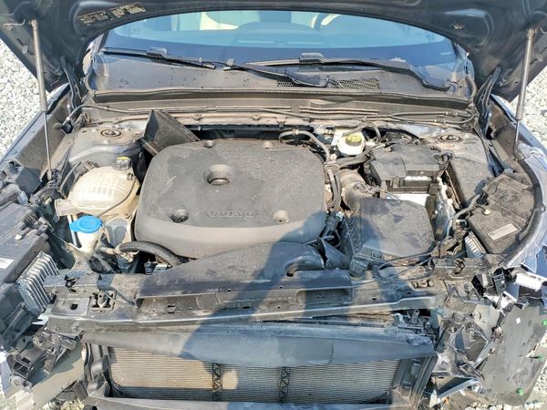 2019 VOLVO XC40 Inscription