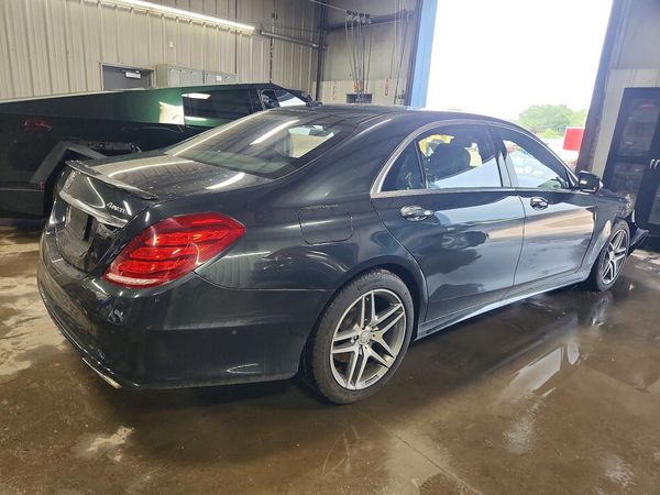 2015 MERCEDES-BENZ S S550
