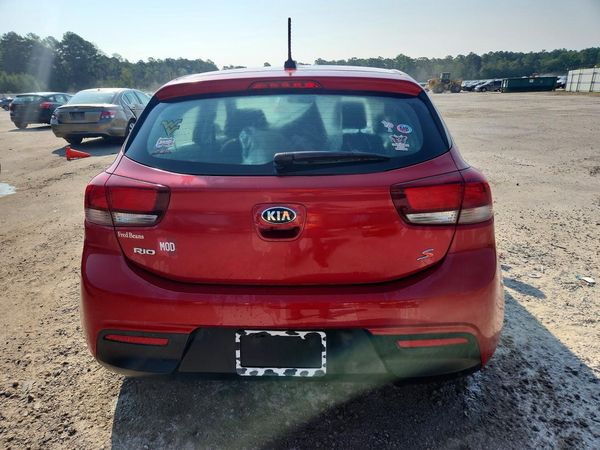 2018 KIA RIO 5-DOOR LX, S