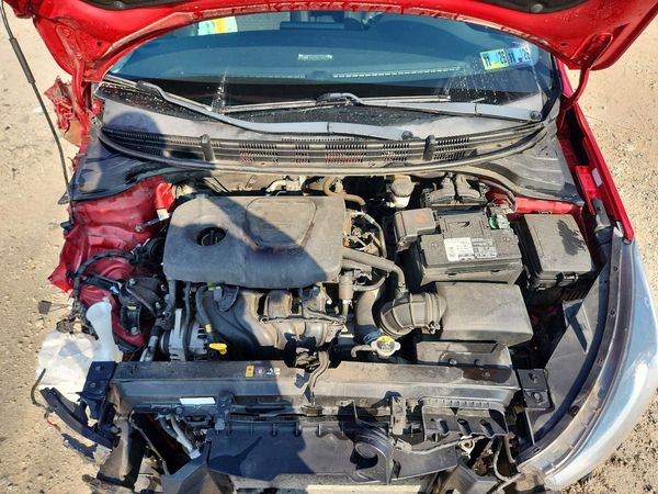 2018 KIA RIO 5-DOOR LX, S
