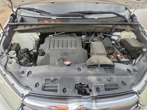 2016 TOYOTA HIGHLANDER Base/Hybrid