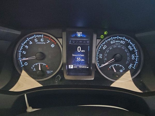 2017 TOYOTA TACOMA