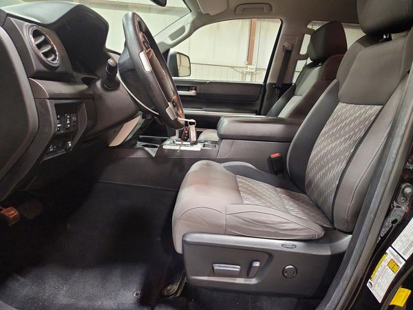 2021 TOYOTA TUNDRA