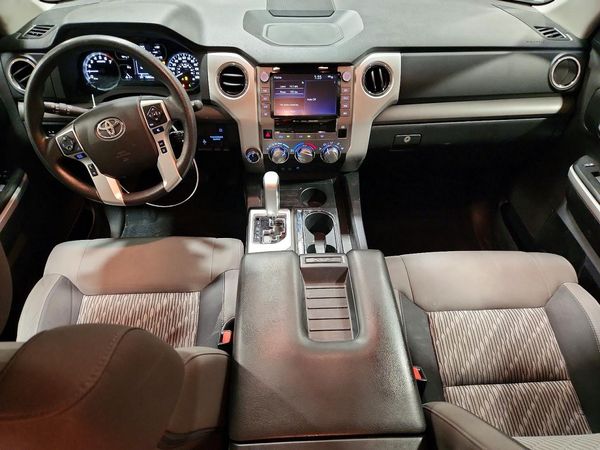 2021 TOYOTA TUNDRA