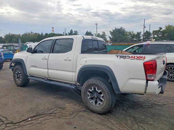 2016 TOYOTA TACOMA