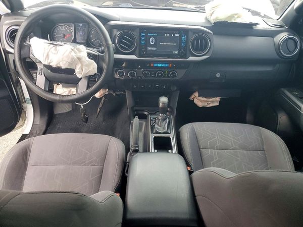 2016 TOYOTA TACOMA