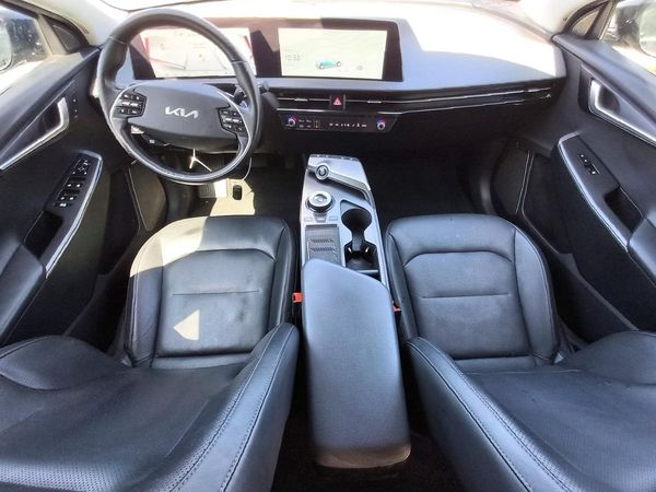2023 KIA EV6 Light, Wind