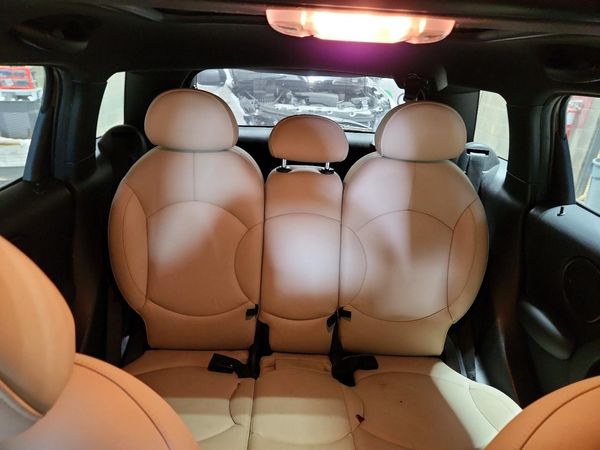 2014 MINI COOPER