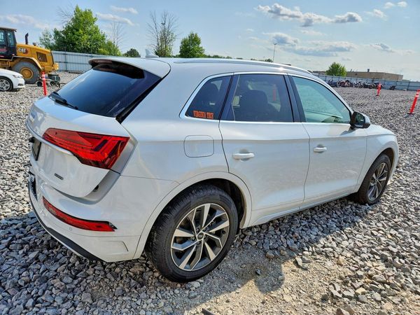 2021 AUDI Q5 quattro Premium Plus