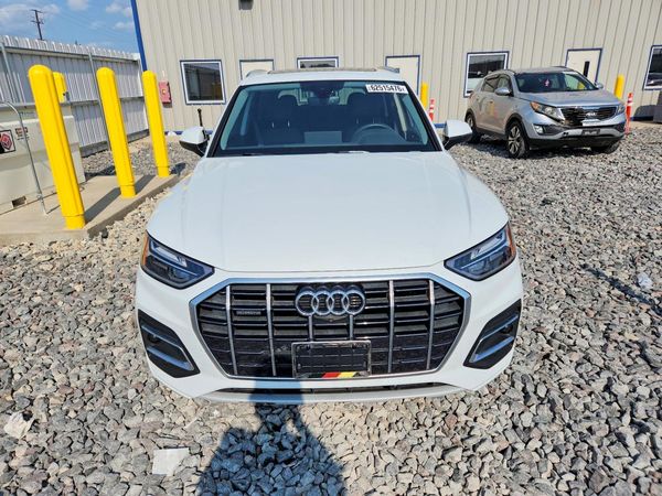 2021 AUDI Q5 quattro Premium Plus