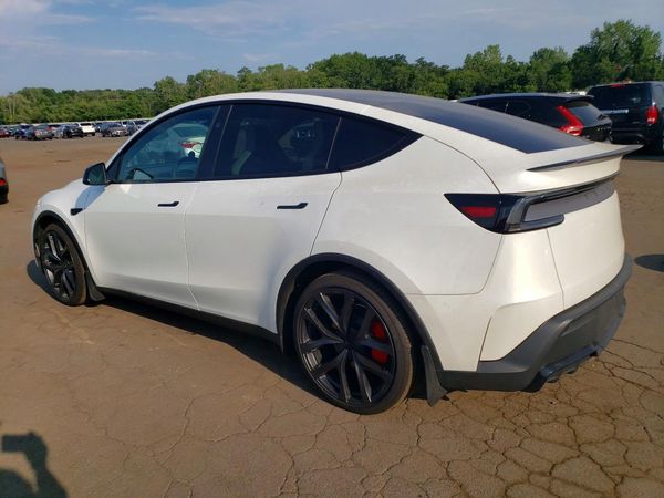 2026 TESLA MODEL Y