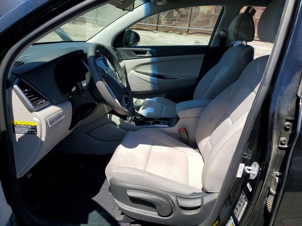 2018 HYUNDAI TUCSON SE Standard