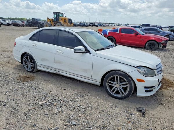 2013 MERCEDES-BENZ C