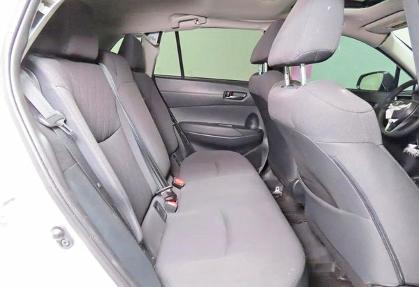 2025 TOYOTA COROLLA CROSS LE