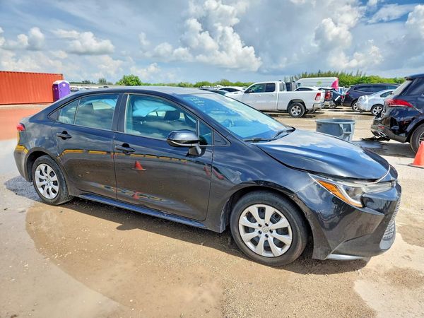 2021 TOYOTA COROLLA