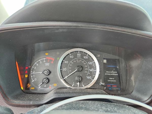 2021 TOYOTA COROLLA