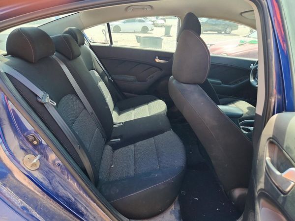 2017 KIA FORTE LX Base