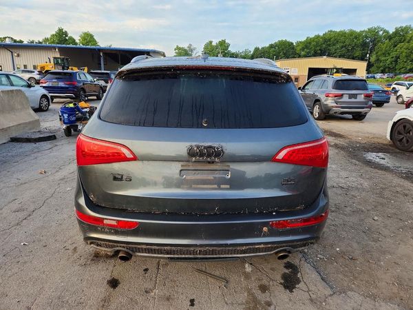 2012 AUDI Q5 Premium Plus