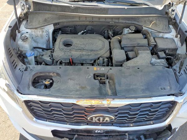 2019 KIA SORENTO L, LX, S