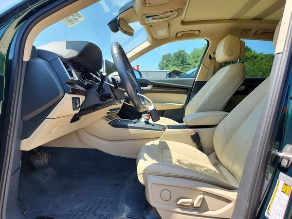 2019 AUDI Q5 quattro Premium Plus