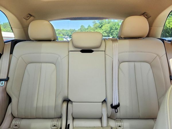 2019 AUDI Q5 quattro Premium Plus