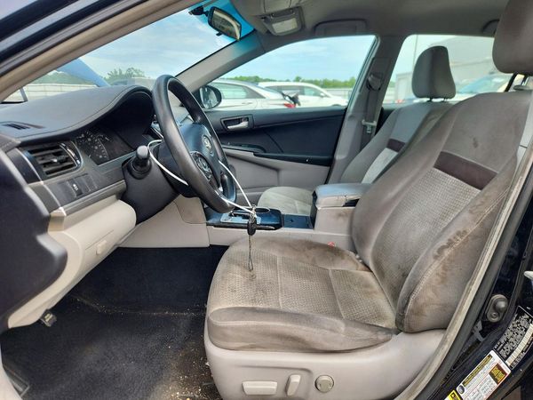 2012 TOYOTA CAMRY