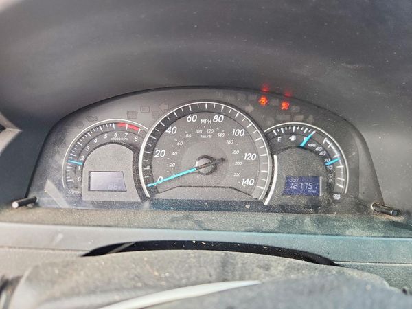 2012 TOYOTA CAMRY