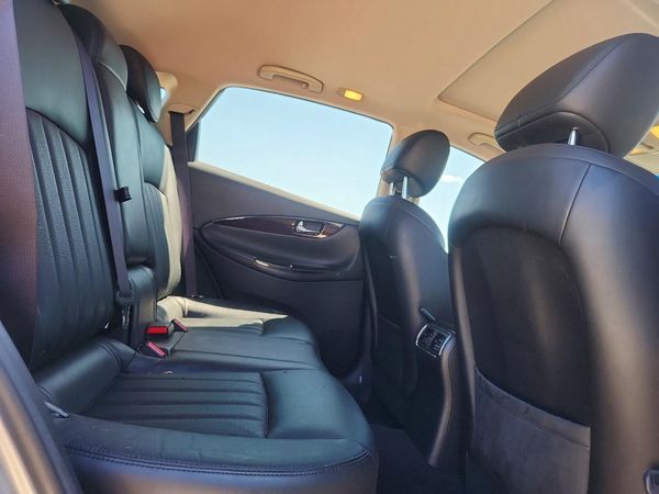 2016 INFINITI QX50