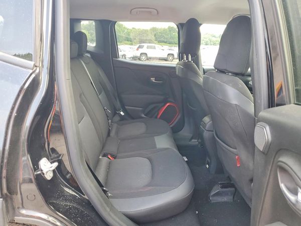 2015 JEEP RENEGADE TRAILHAWK 4X4