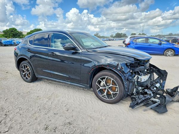 2018 ALFA ROMEO STELVIO TI AWD