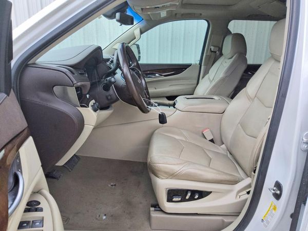 2017 CADILLAC ESCALADE Luxury