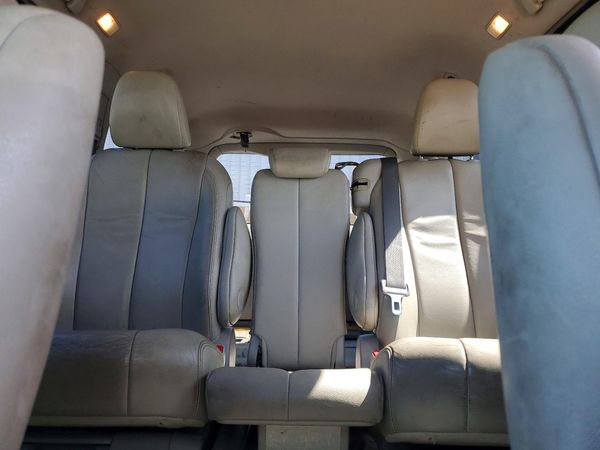 2014 TOYOTA SIENNA