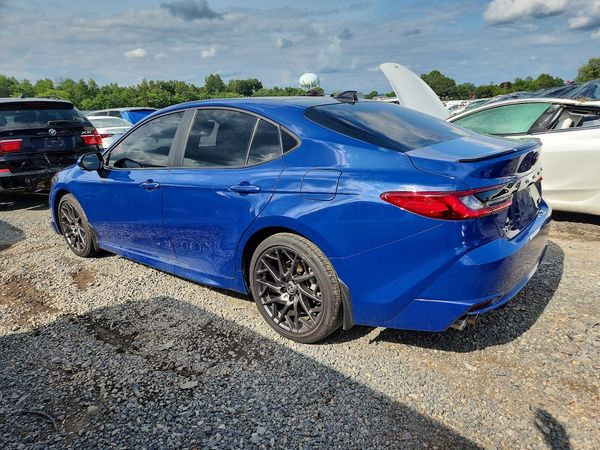 2025 TOYOTA CAMRY
