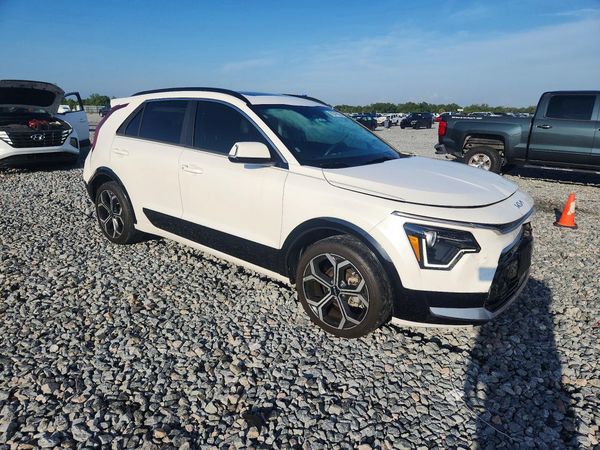 2024 KIA NIRO EX