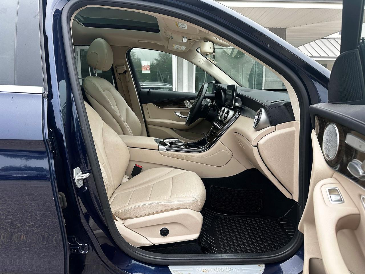 2016 MERCEDES-BENZ GLC GLC300 Base-4M