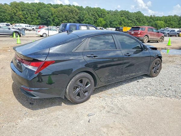 2022 HYUNDAI ELANTRA SEL w/Convenience Pkg — PSRA