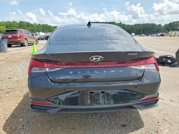 2022 HYUNDAI ELANTRA SEL w/Convenience Pkg — DIRR