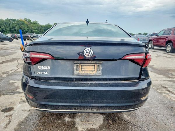 2021 VOLKSWAGEN JETTA S / SE / R-Line