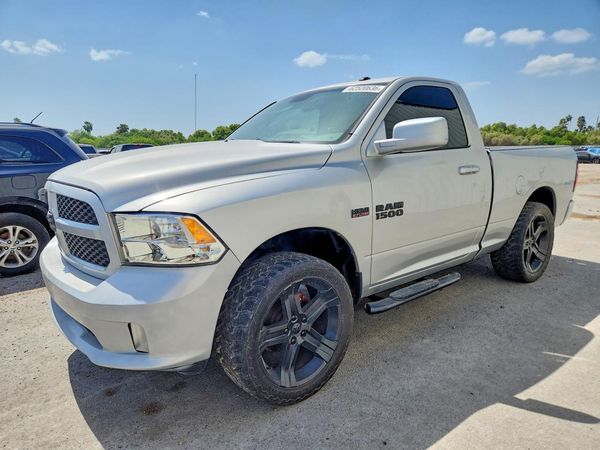 2014 RAM 1500 ST