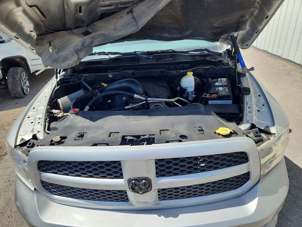 2014 RAM 1500 ST