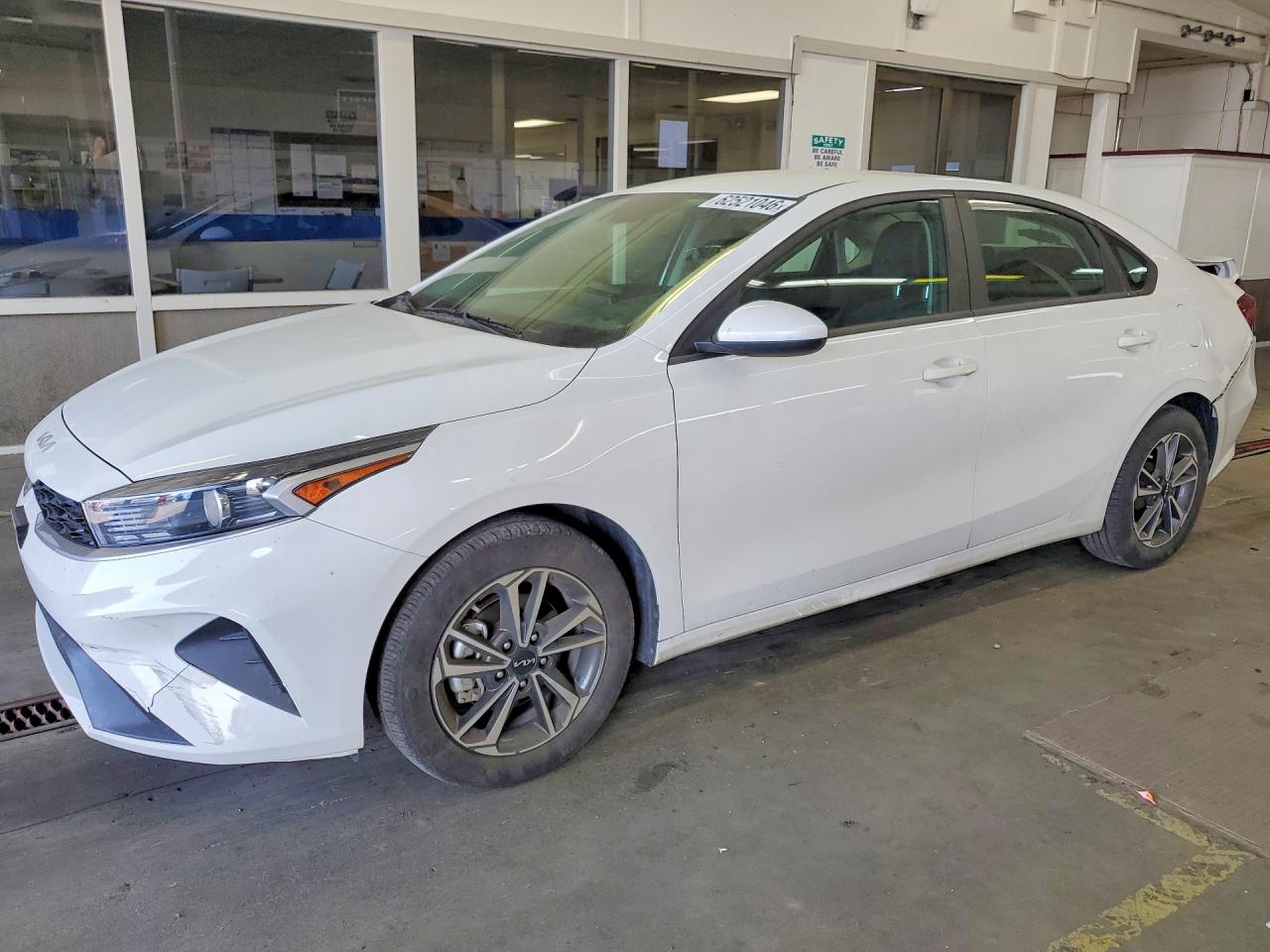 2024 KIA FORTE LX, LXS