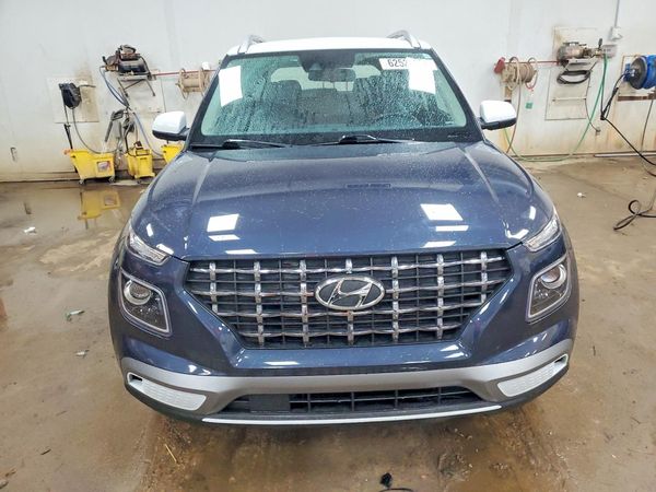 2021 HYUNDAI VENUE SEL & Denim