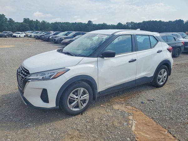2023 NISSAN KICKS S