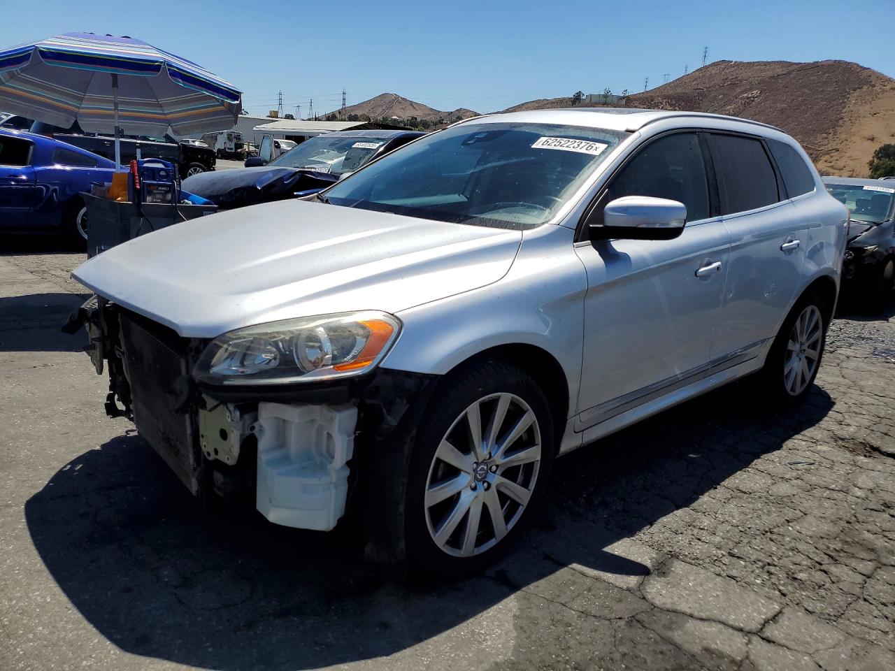 2017 VOLVO XC60 Inscription
